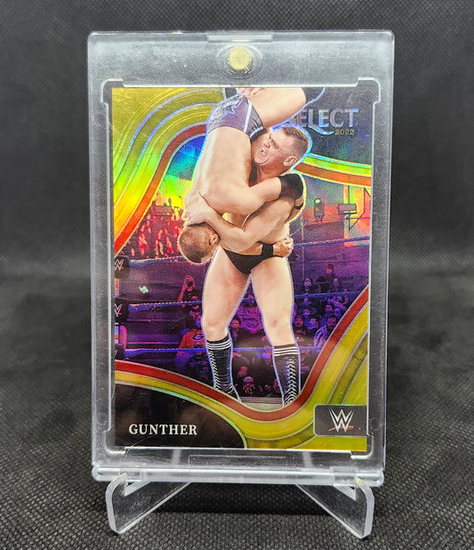 Gunther 2022 WWE Panini Select Prizm Ringside Gold 8/10 SP